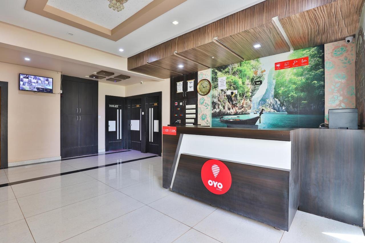 Oyo 18807 Vrajbhoomi Hotel Somnath Ngoại thất bức ảnh